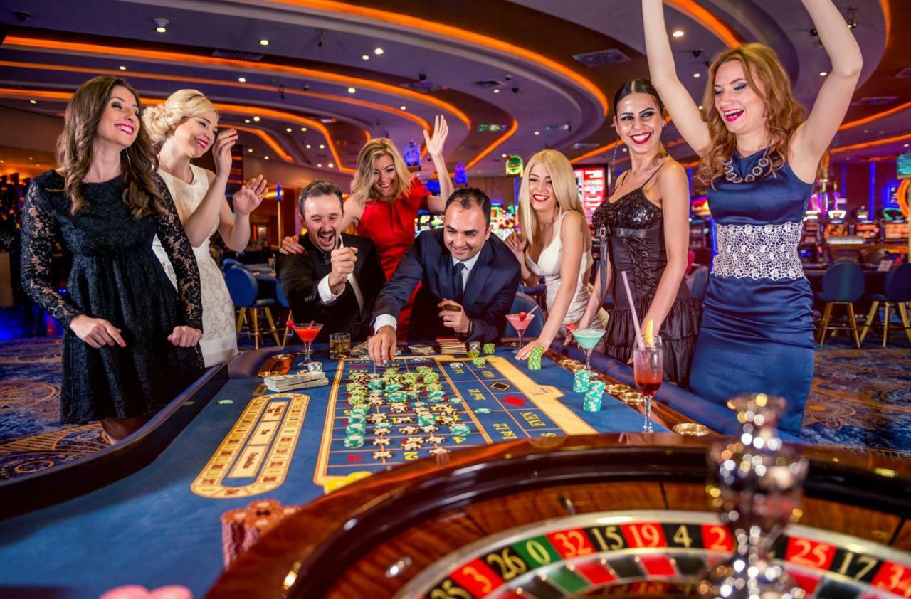 Oscar Beachfront Resort & Spa & Casino Kyrenia  Bagian luar foto