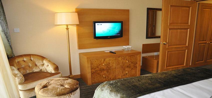 Oscar Beachfront Resort & Spa & Casino Kyrenia  Bagian luar foto
