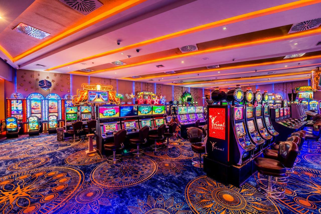 Oscar Beachfront Resort & Spa & Casino Kyrenia  Bagian luar foto