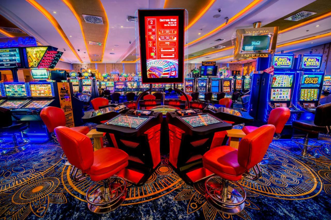 Oscar Beachfront Resort & Spa & Casino Kyrenia  Bagian luar foto