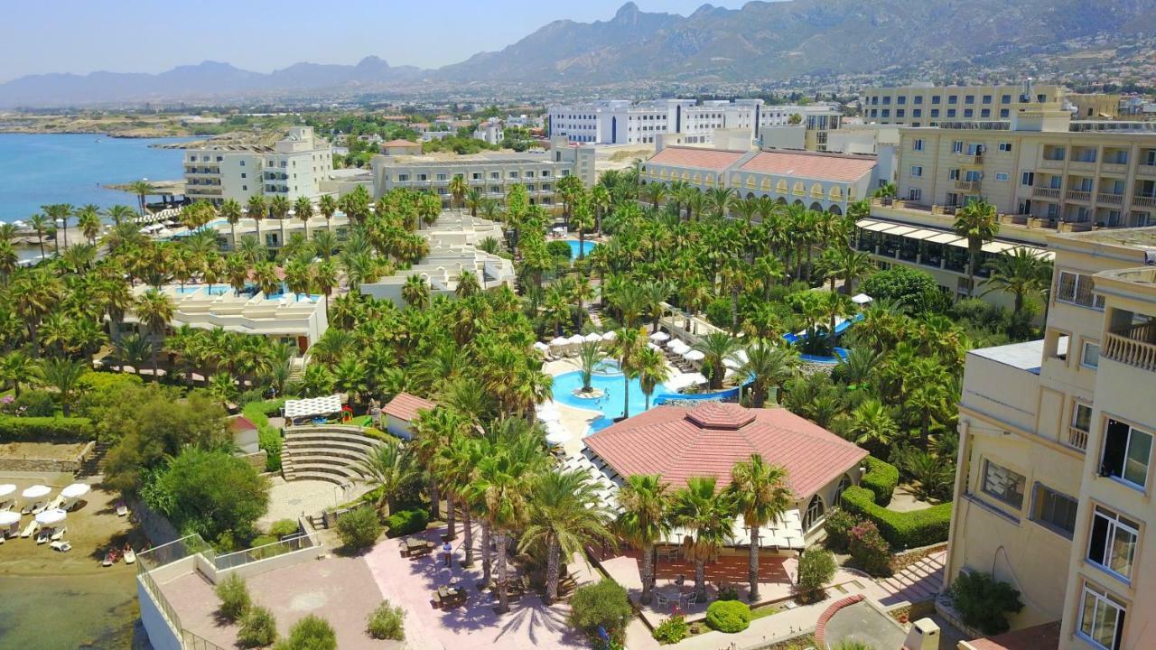 Oscar Beachfront Resort & Spa & Casino Kyrenia  Bagian luar foto