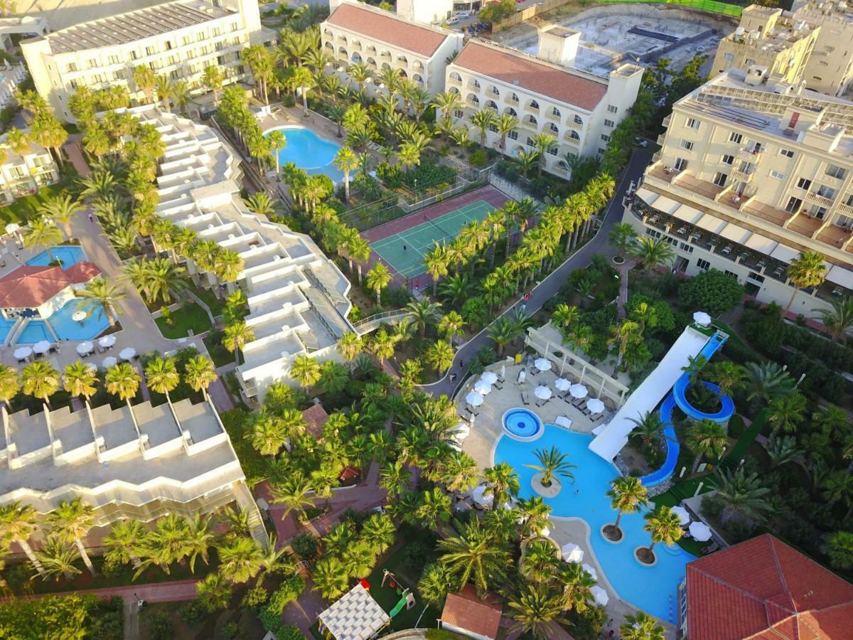 Oscar Beachfront Resort & Spa & Casino Kyrenia  Bagian luar foto
