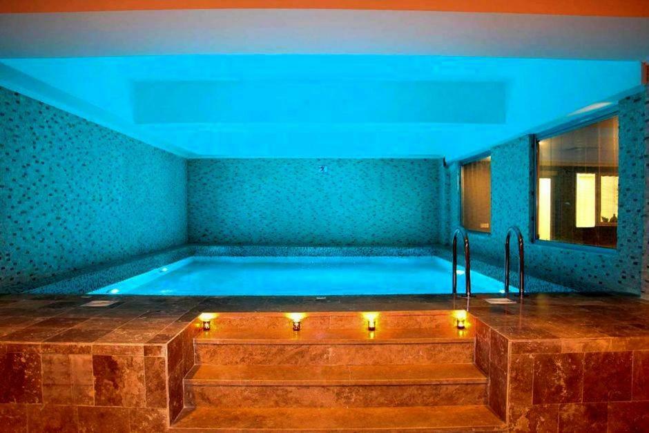 Oscar Beachfront Resort & Spa & Casino Kyrenia  Bagian luar foto
