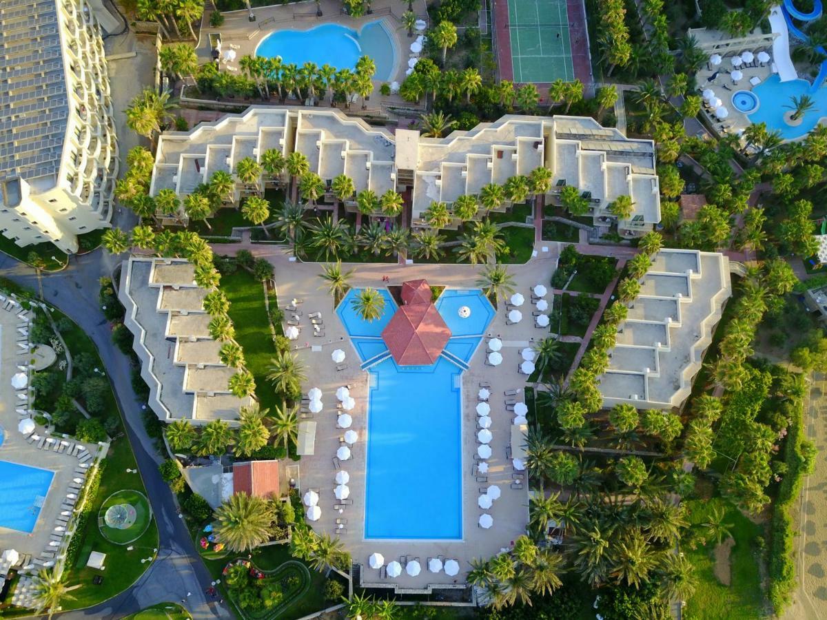 Oscar Beachfront Resort & Spa & Casino Kyrenia  Bagian luar foto